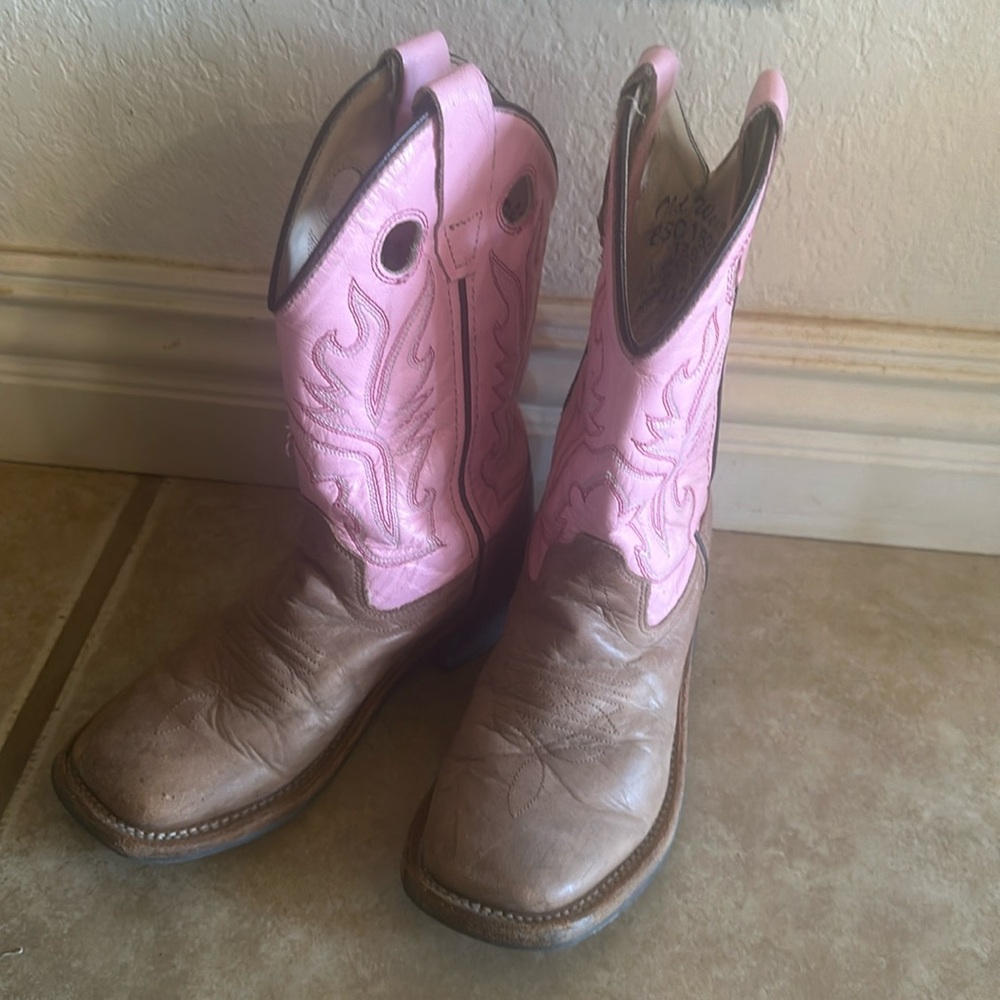 Old West Pink Cowgirl Boots size 13.5